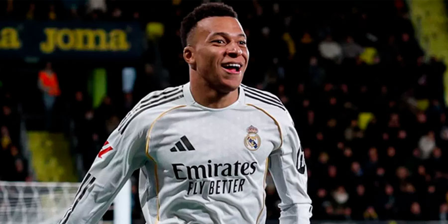 El Madrid sale con una victoria de Mestalla, con goles de Carreras y Mbappé (0-2) | Resumen y goles